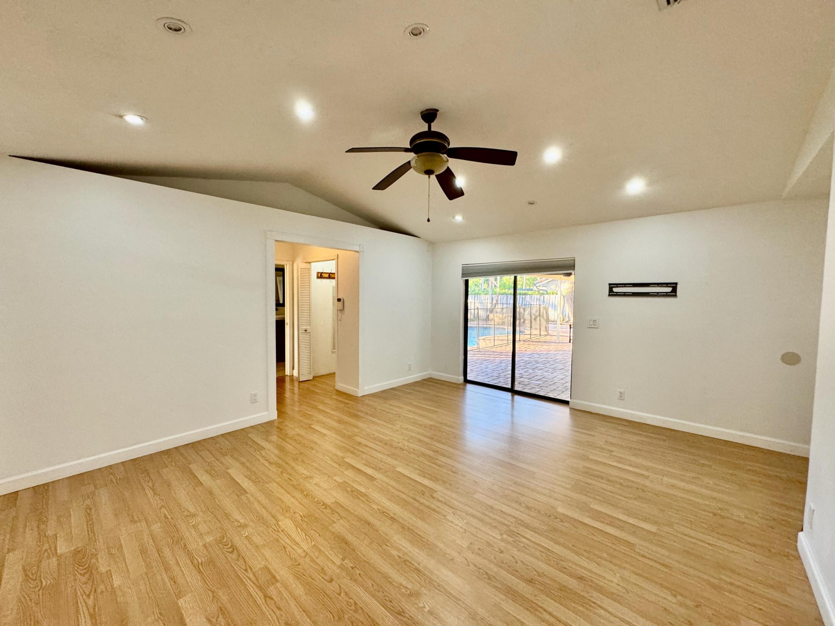 JACARANDA LAKES SEC 12 - Residential Lease