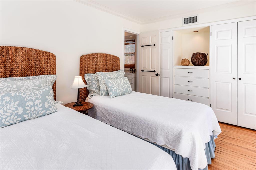 ROYAL PARK - Residential