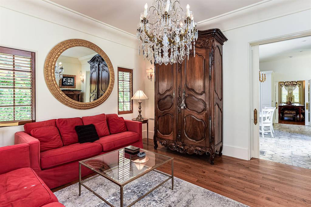 ROYAL PARK - Residential