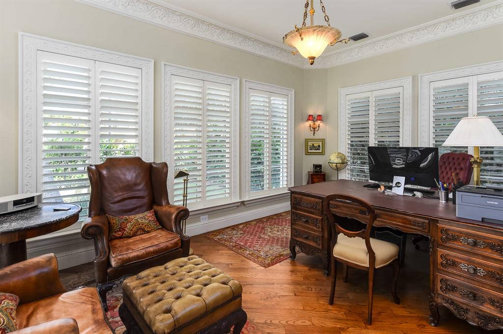 ROYAL PARK - Residential