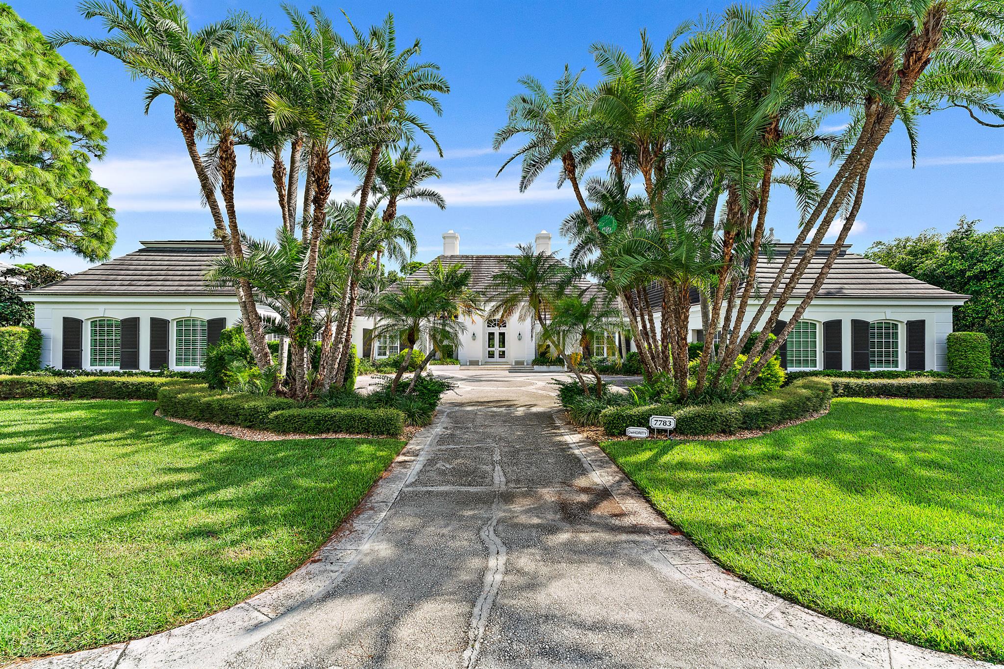 LOBLOLLY PINES - Residential