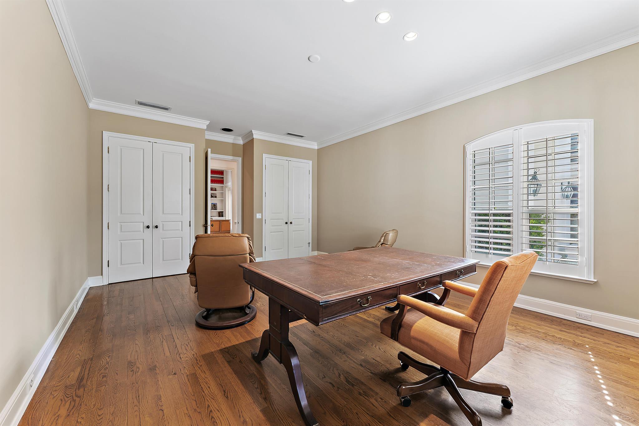 LOBLOLLY PINES - Residential