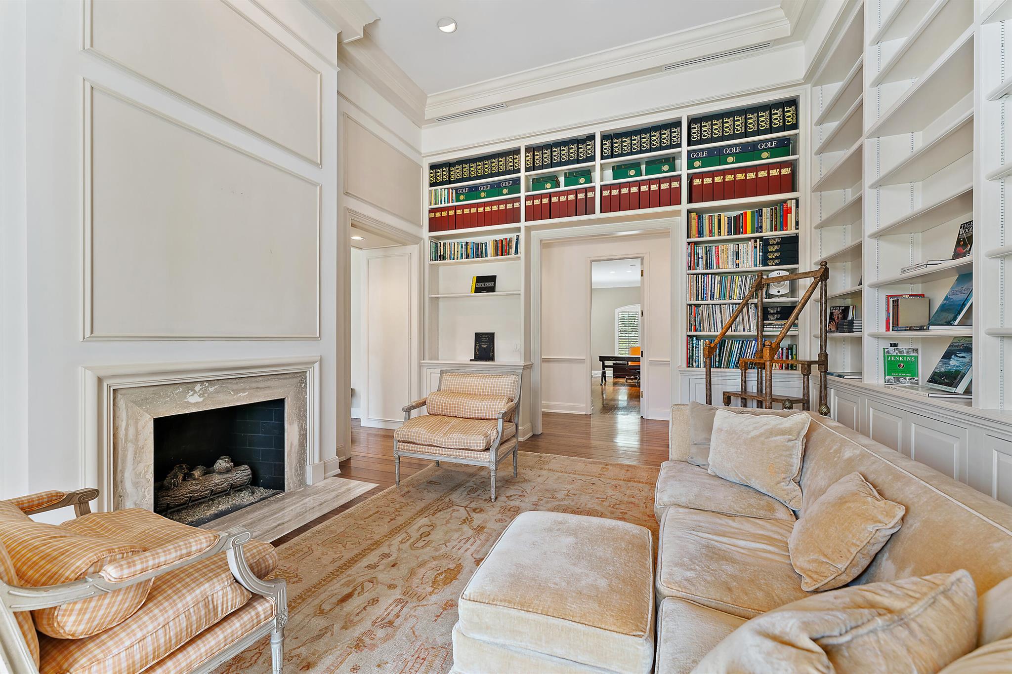 LOBLOLLY PINES - Residential