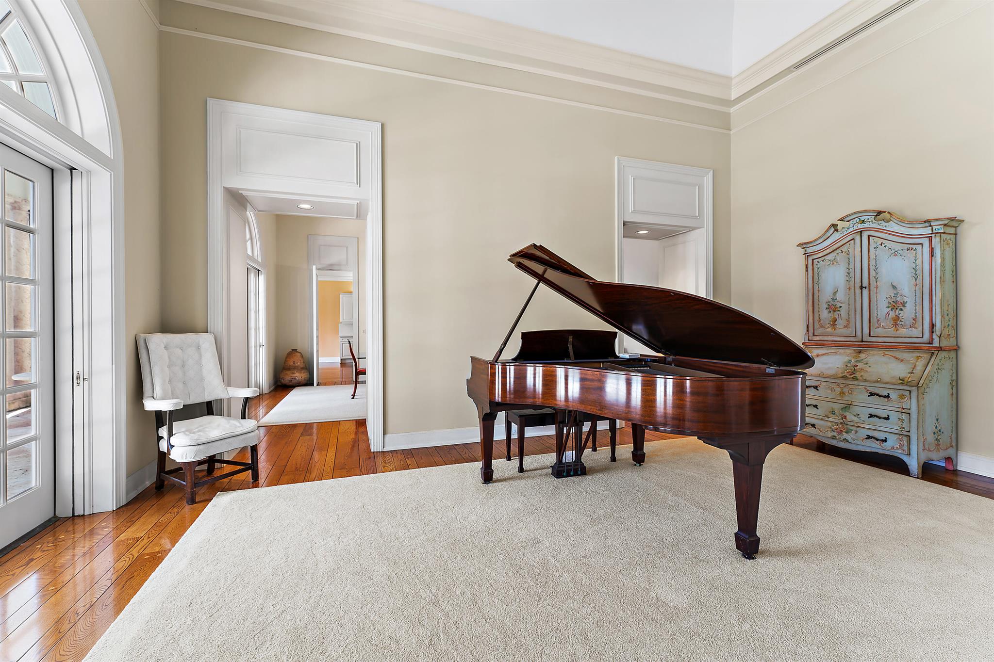 LOBLOLLY PINES - Residential