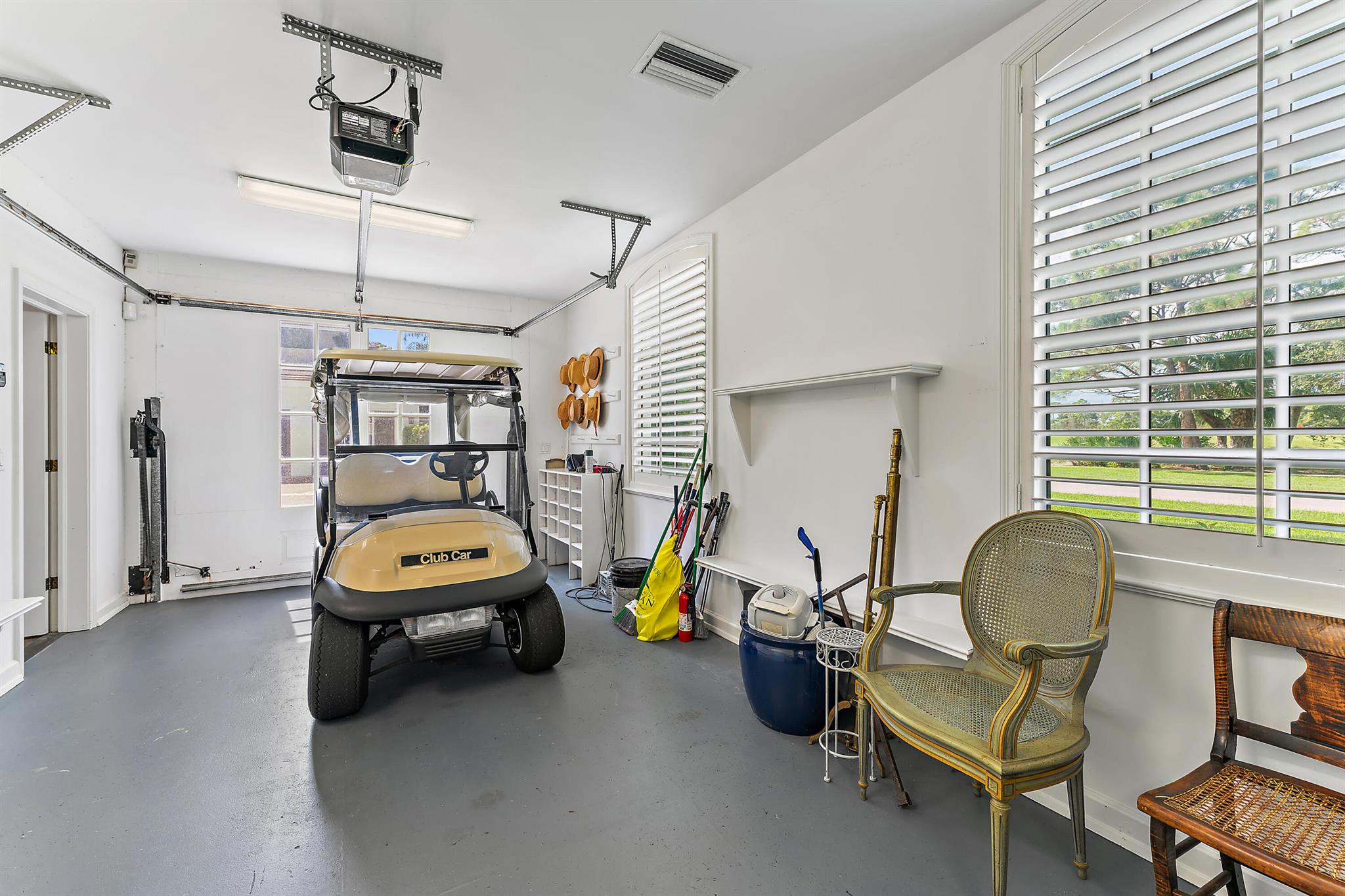 LOBLOLLY PINES - Residential