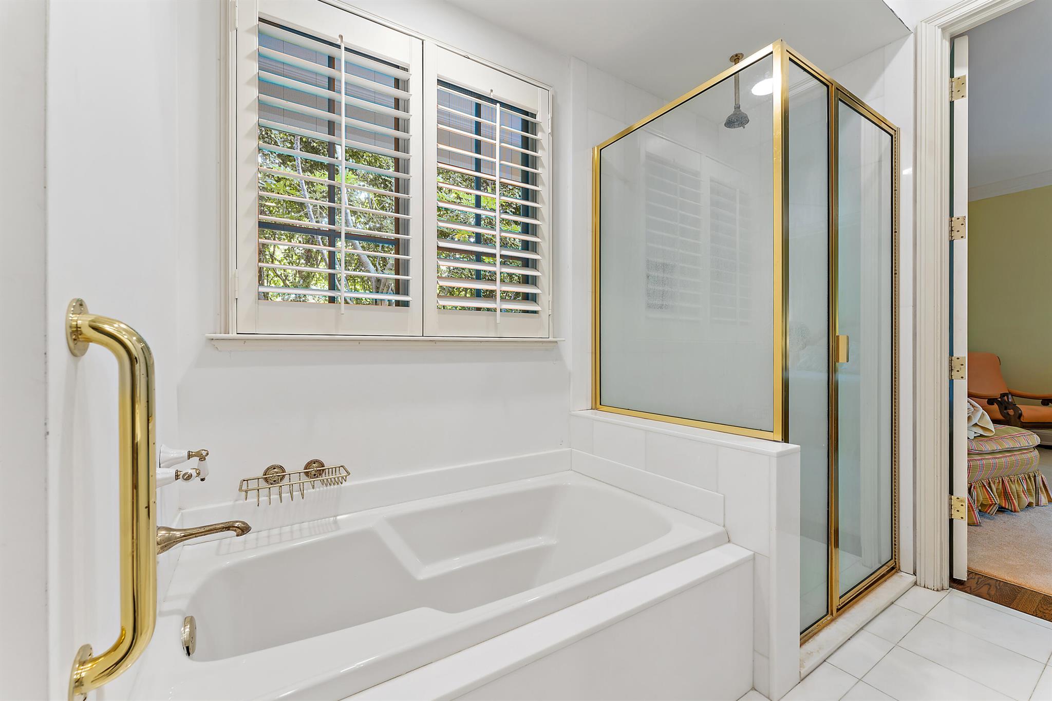 LOBLOLLY PINES - Residential