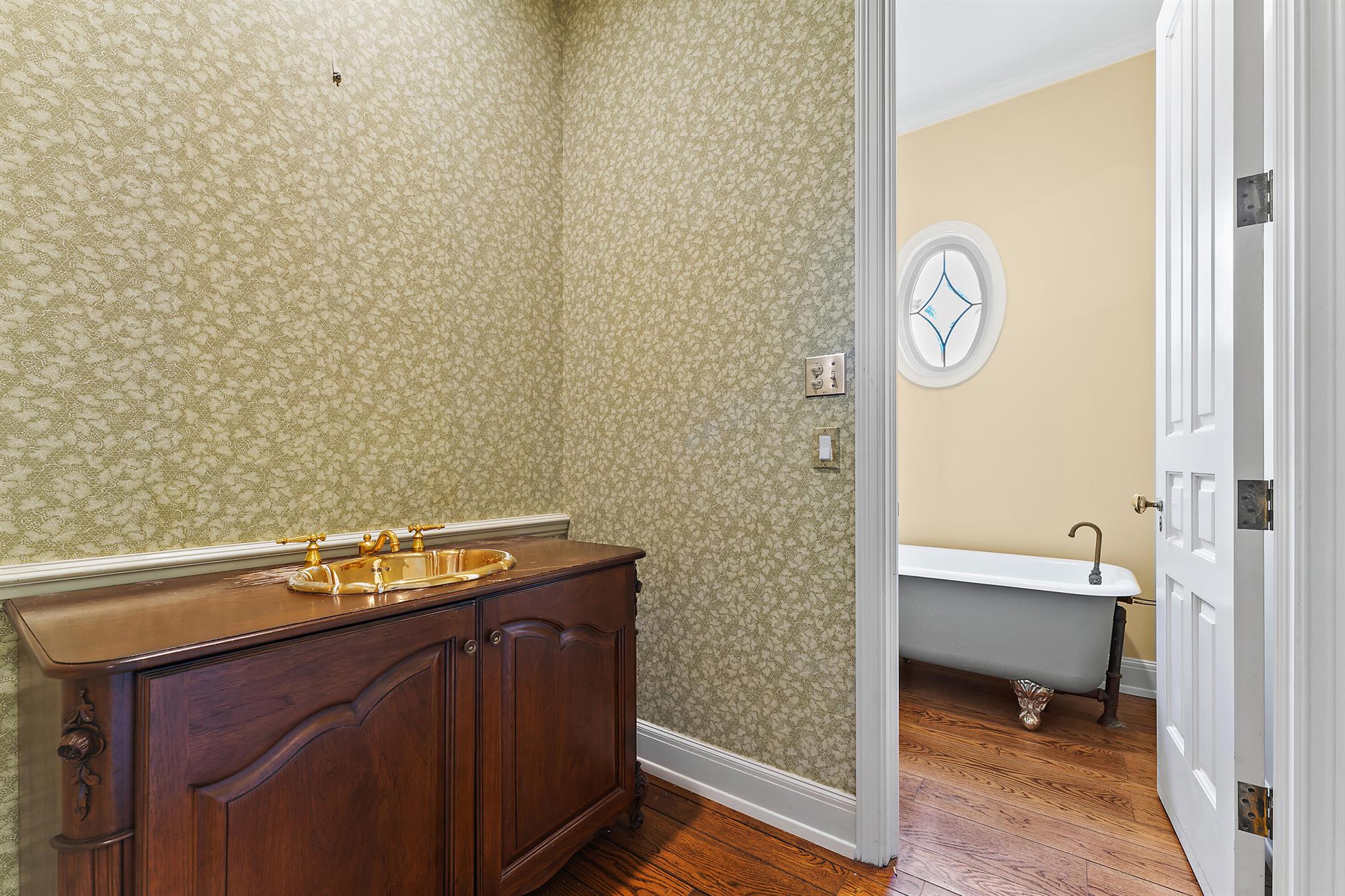 LOBLOLLY PINES - Residential