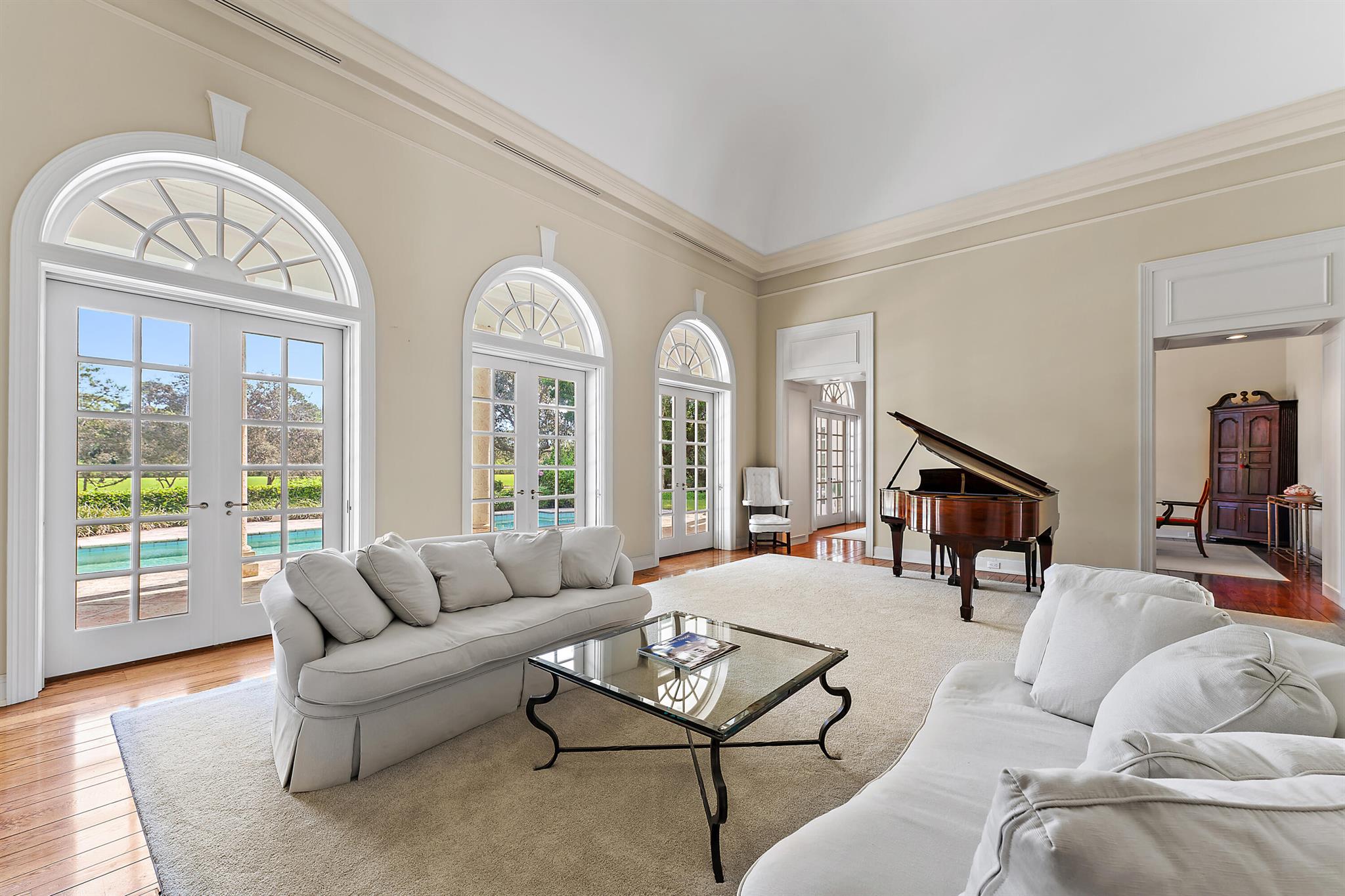 LOBLOLLY PINES - Residential