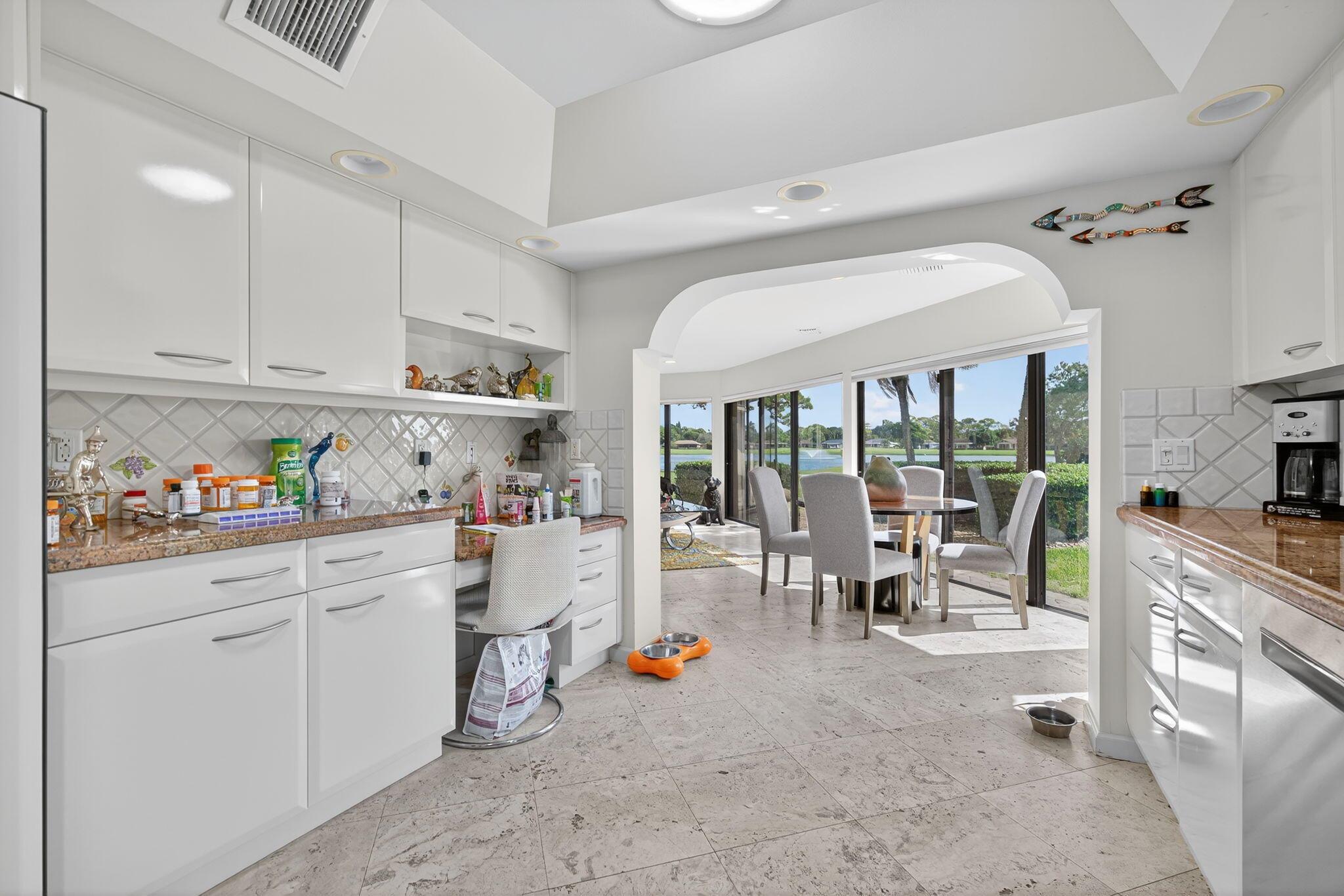 EASTPOINTE COUNTRY CLUB 4 - Residential