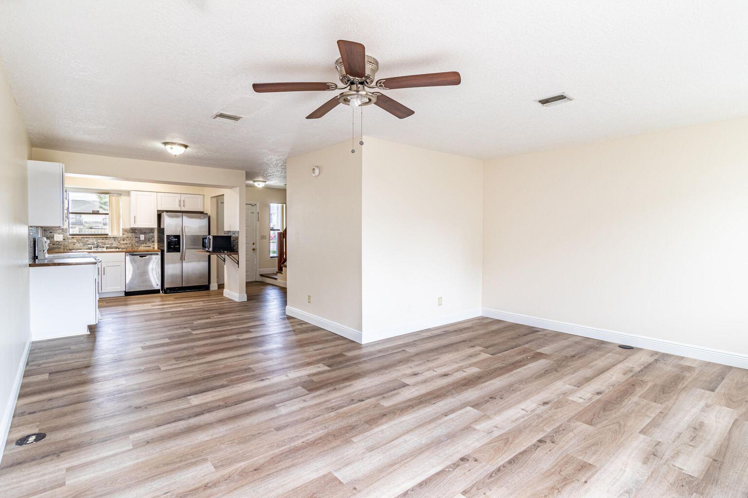 CANALAKE REPLAT - Residential Lease