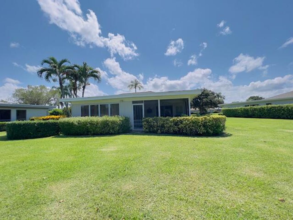 Photo of 13564 Whispering Lakes Lane, Palm Beach Gardens, FL 33418 (MLS # R11123147)