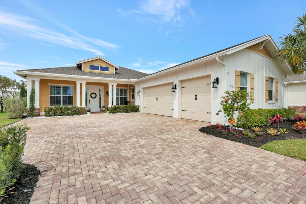 Photo of 1121 Sterling Pine Place, Loxahatchee, FL 33470 (MLS # R10970034)