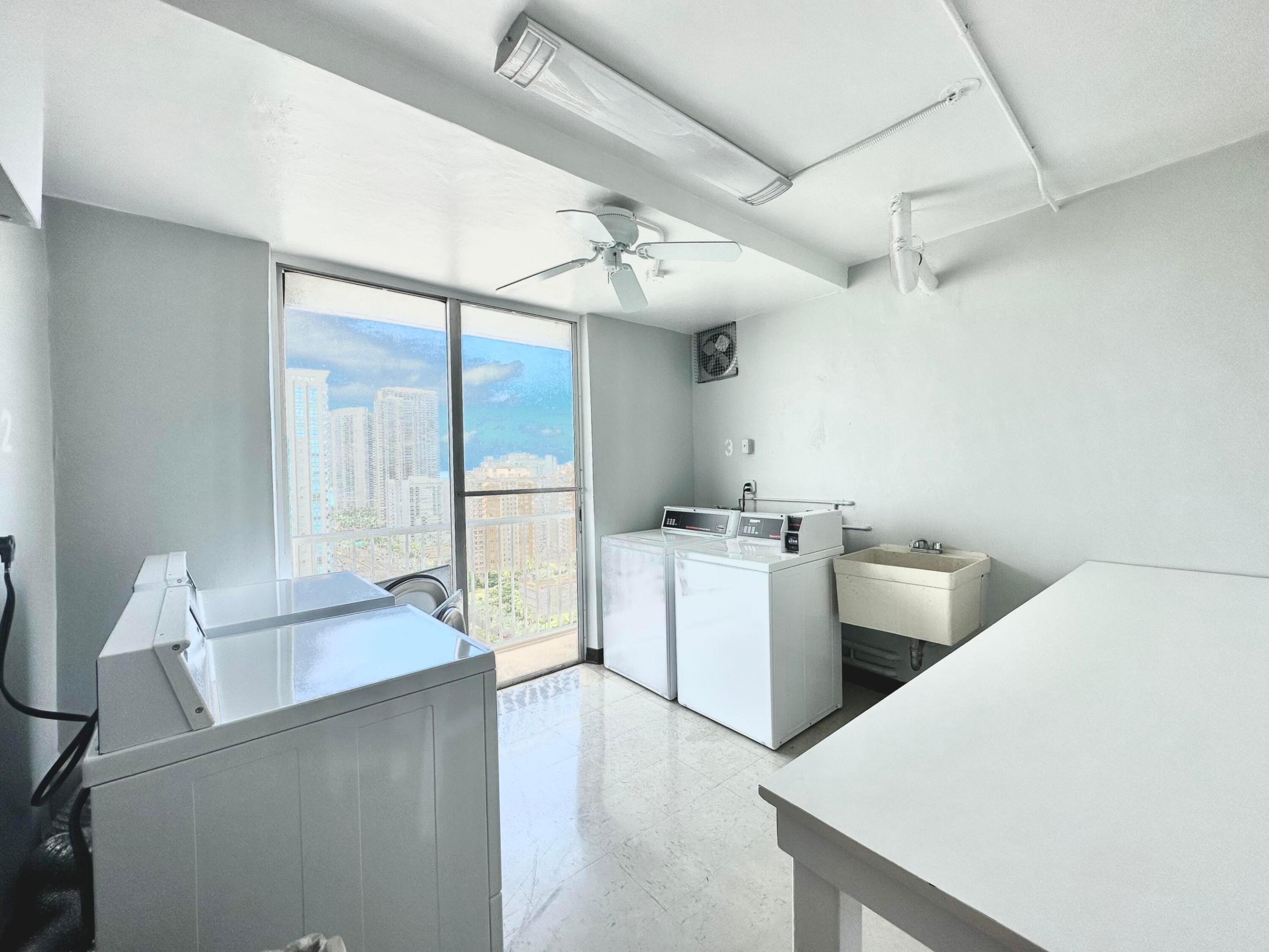 HEMISPHERES CONDO - Residential Lease