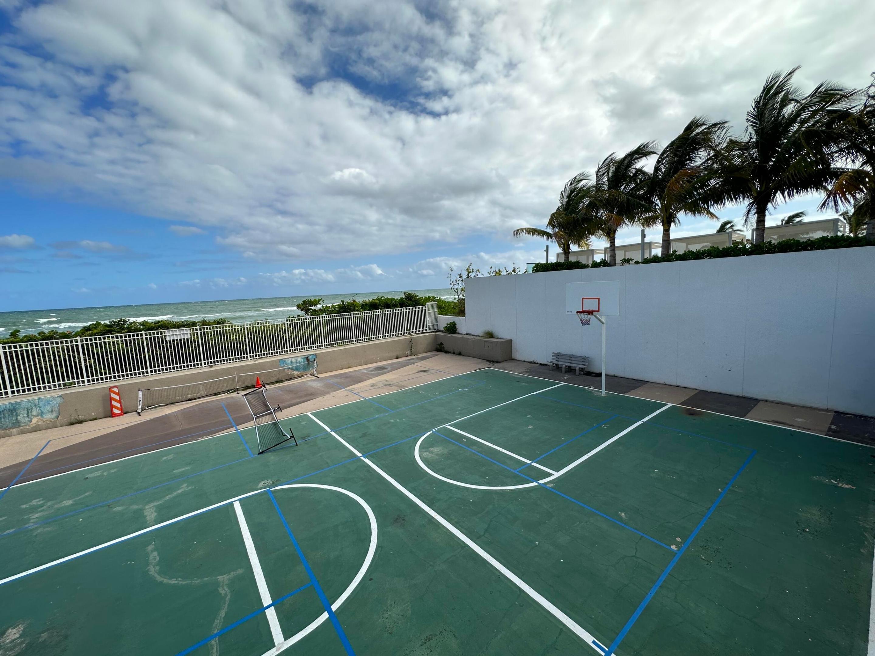 HEMISPHERES CONDO - Residential Lease