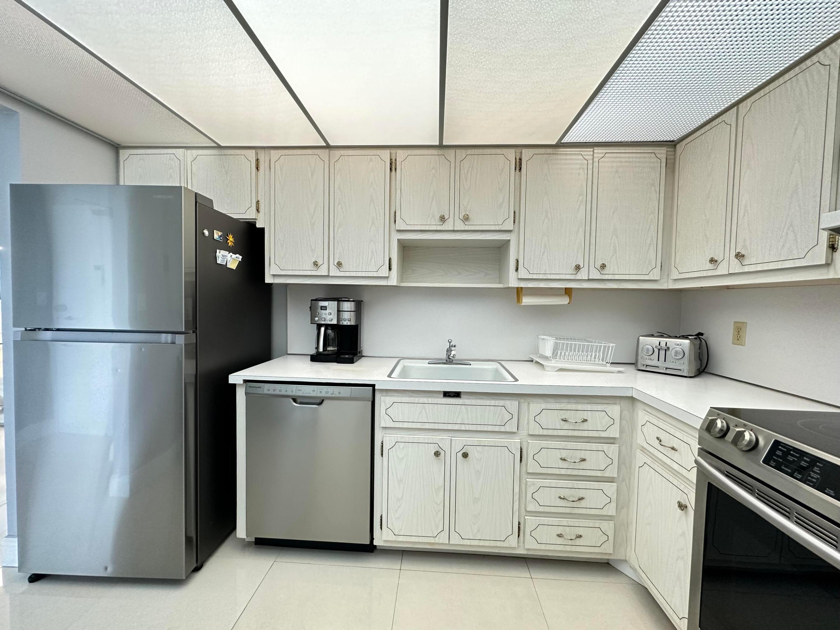 1985 S Ocean Drive 21a