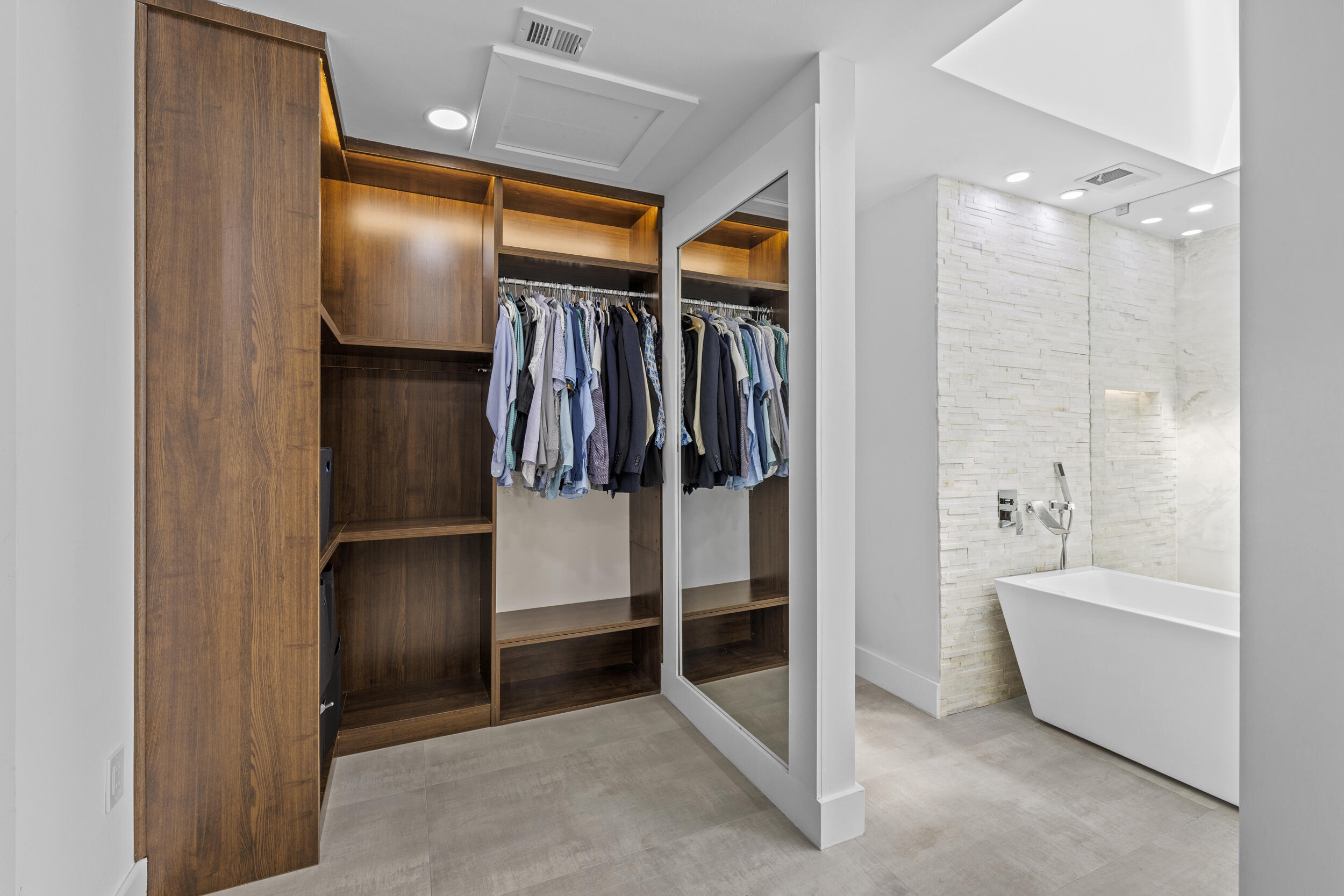 BOCA WOODS COUNTRY CLUB 10 - Residential