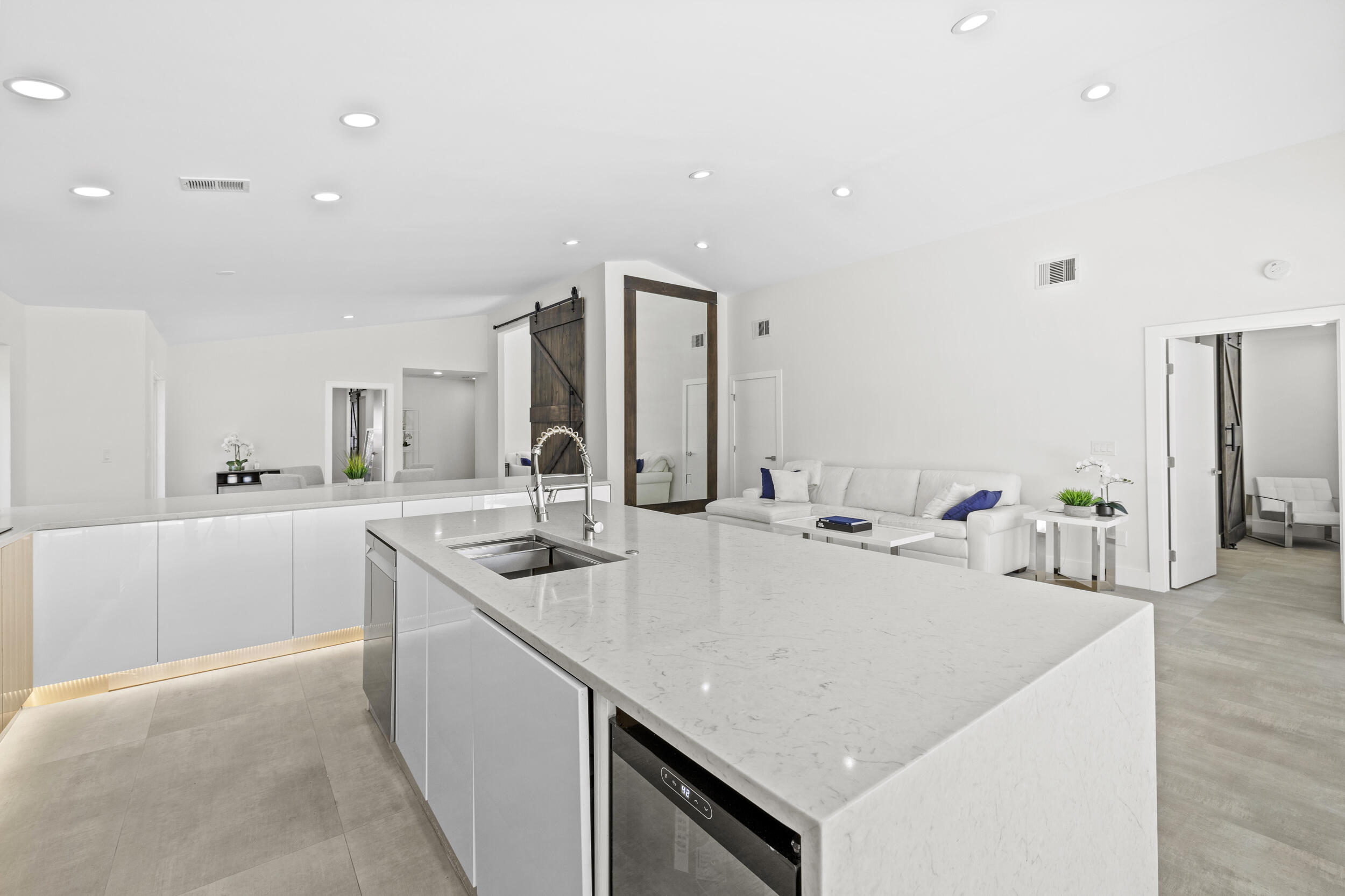 10184 Sunset Bend Drive