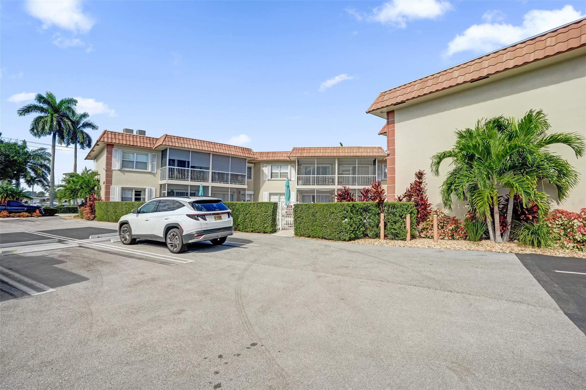 Santa Barbara Gardens - Residential Lease