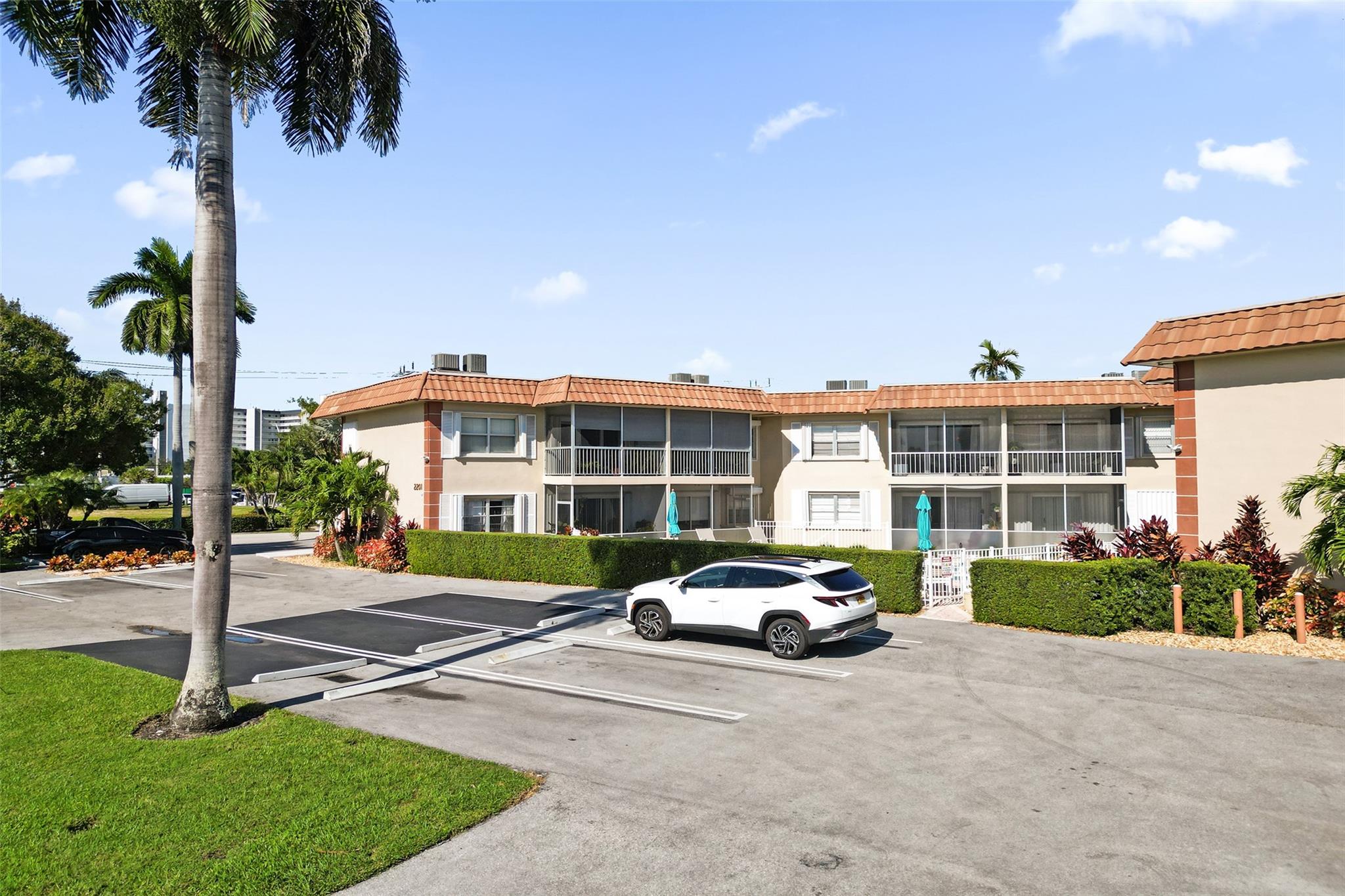 Santa Barbara Gardens - Residential Lease