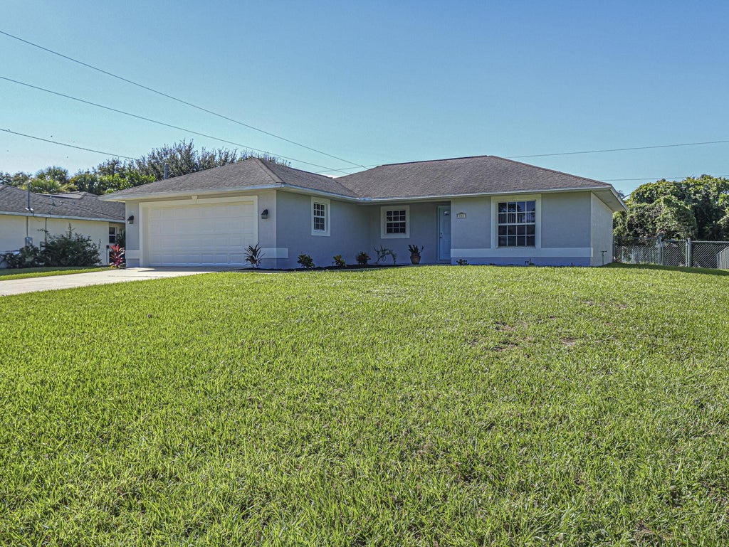 Photo of 745 18TH Street SW, Vero Beach, FL 32962 (MLS # B26076387)