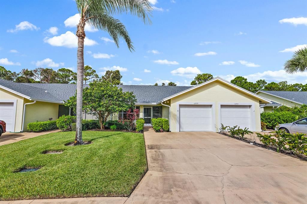 Photo of 10939 SE Sea Pines Circle, Hobe Sound, FL 33455 (MLS # R10740906)