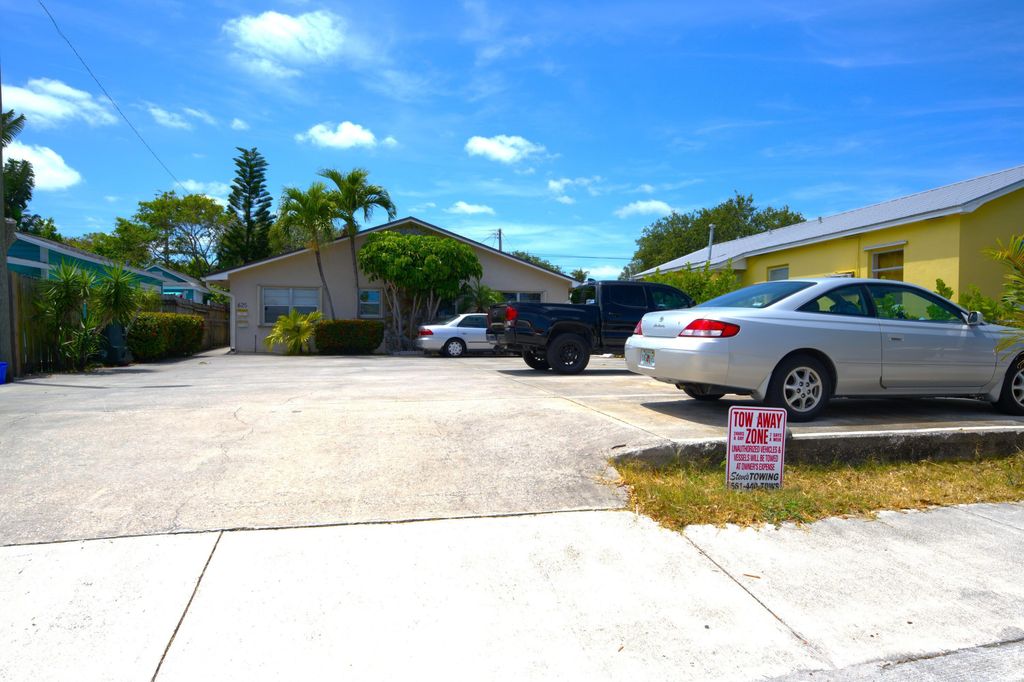 Photo of 625 N M Street #1, Lake Worth Beach, FL 33460 (MLS # B26030116)