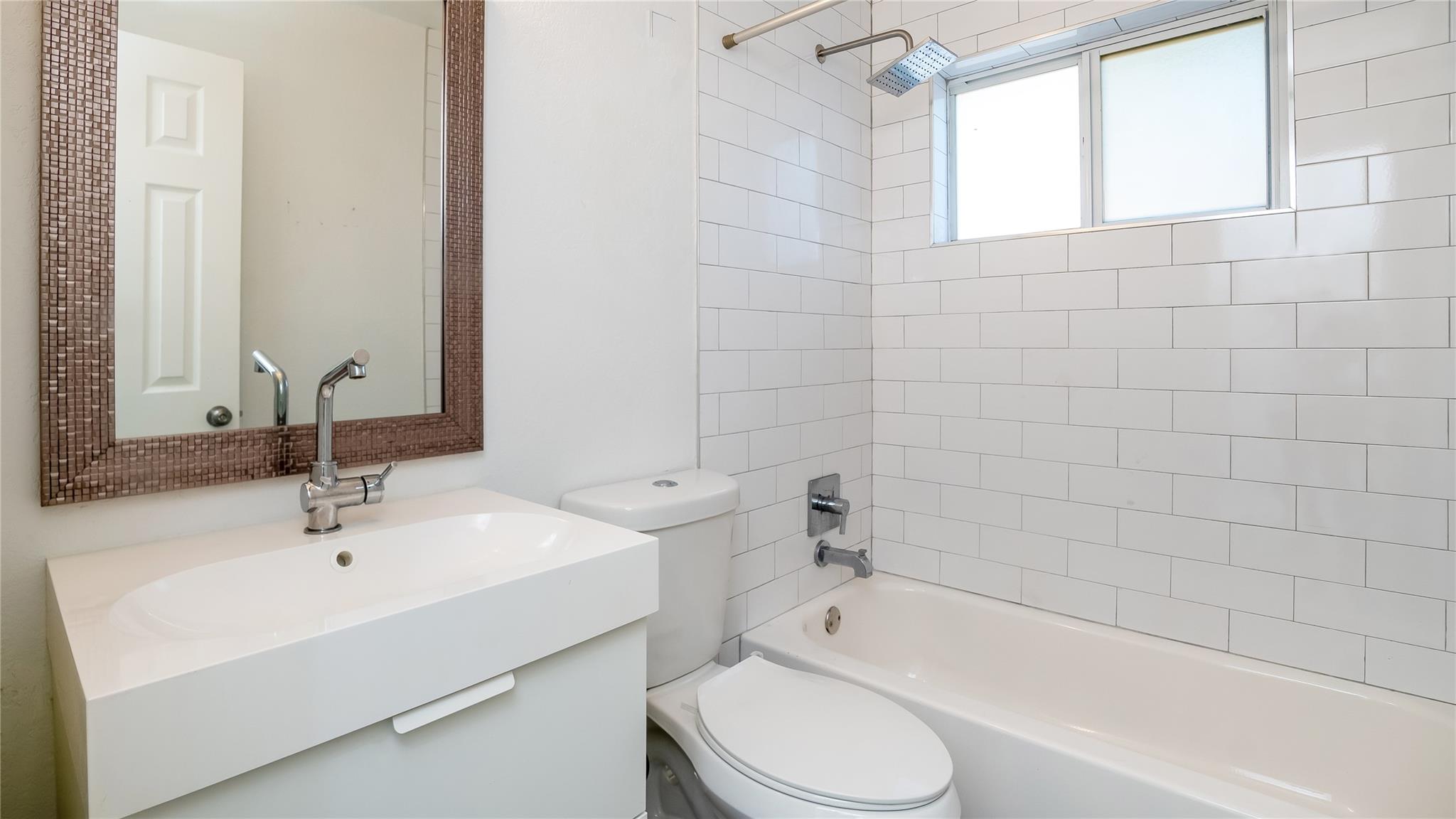 North Andrews Gardens Ann - Residential