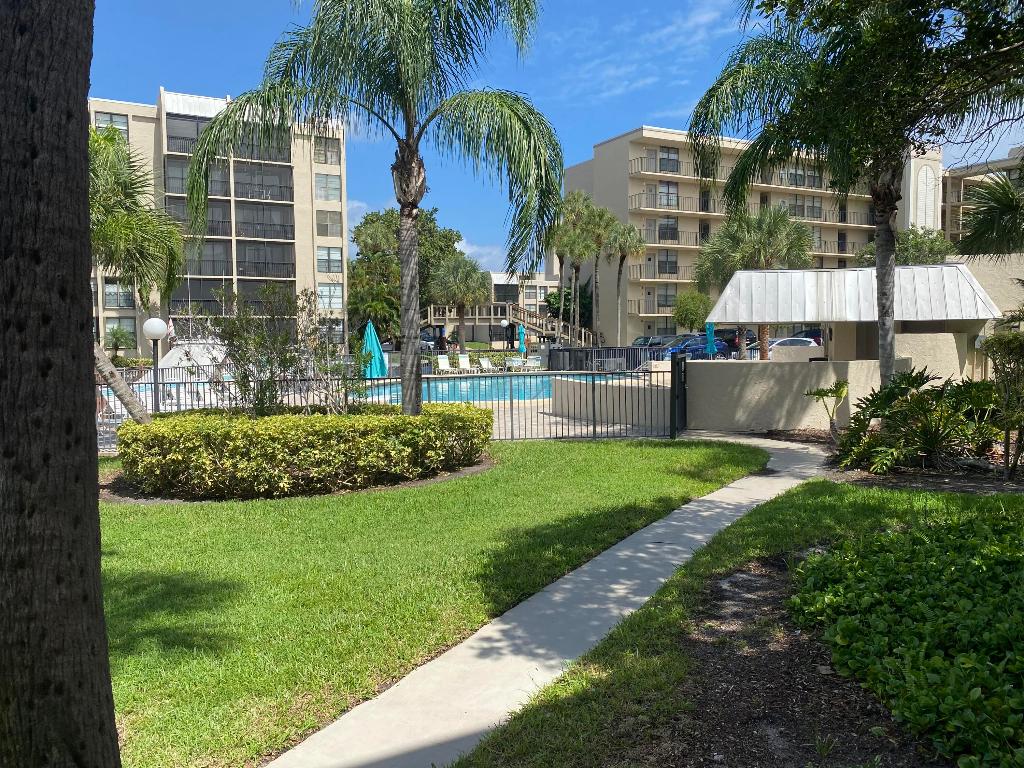 Boca Bayou - Residential Lease