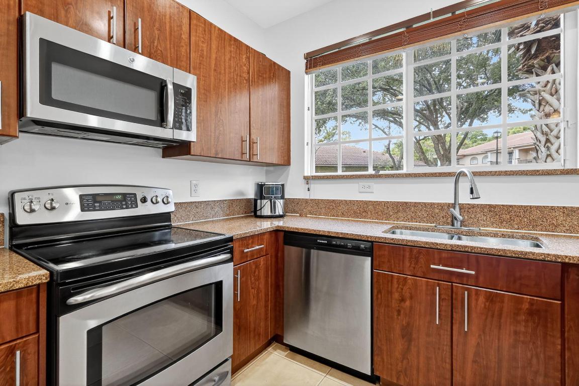 PINE KEY RESERVE CONDOMINIUM - Residential