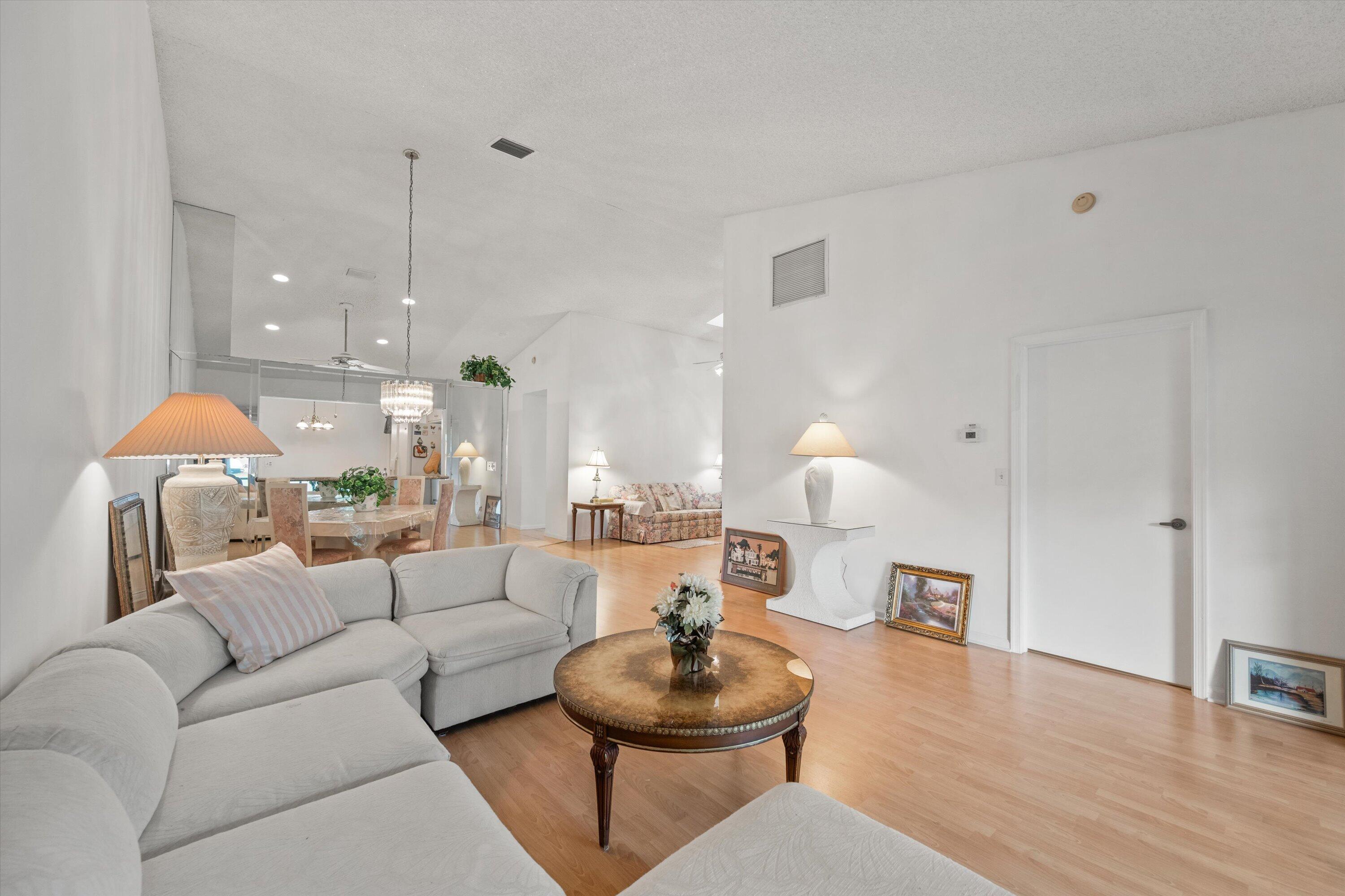 9832 Pavarotti Terrace 103