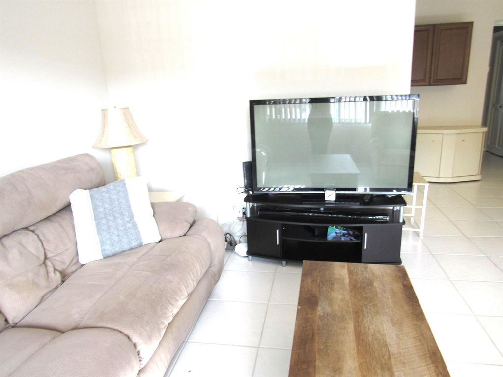 Photo of 2103 Lucaya Bnd #J2, Coconut Creek, FL 33066 (MLS # F10532259)