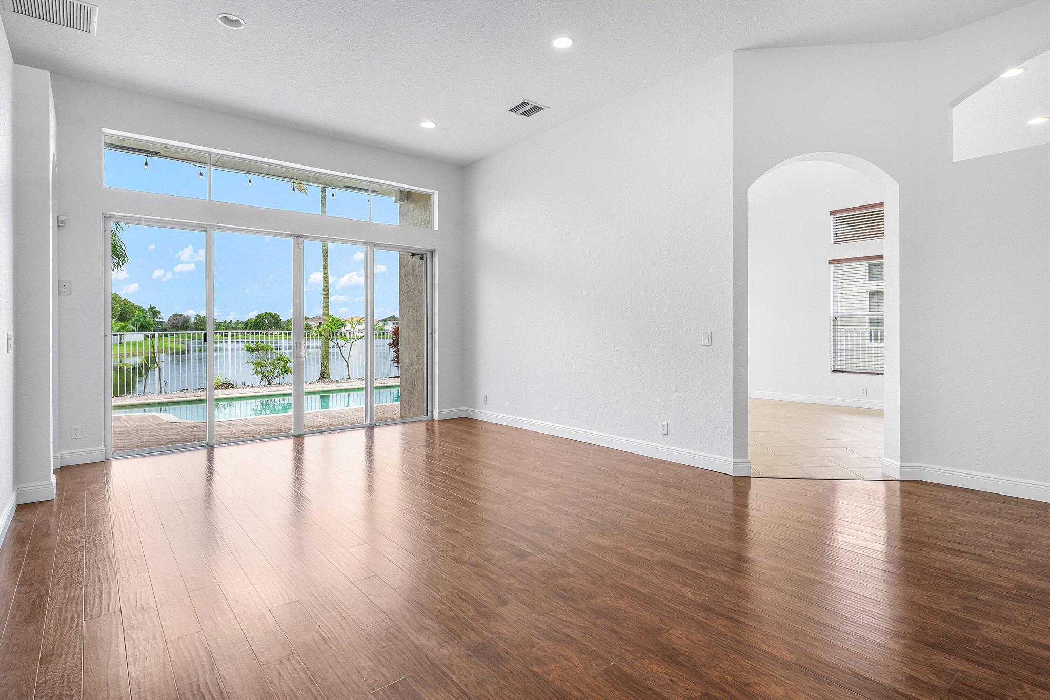 BLACK DIAMOND - Residential Lease