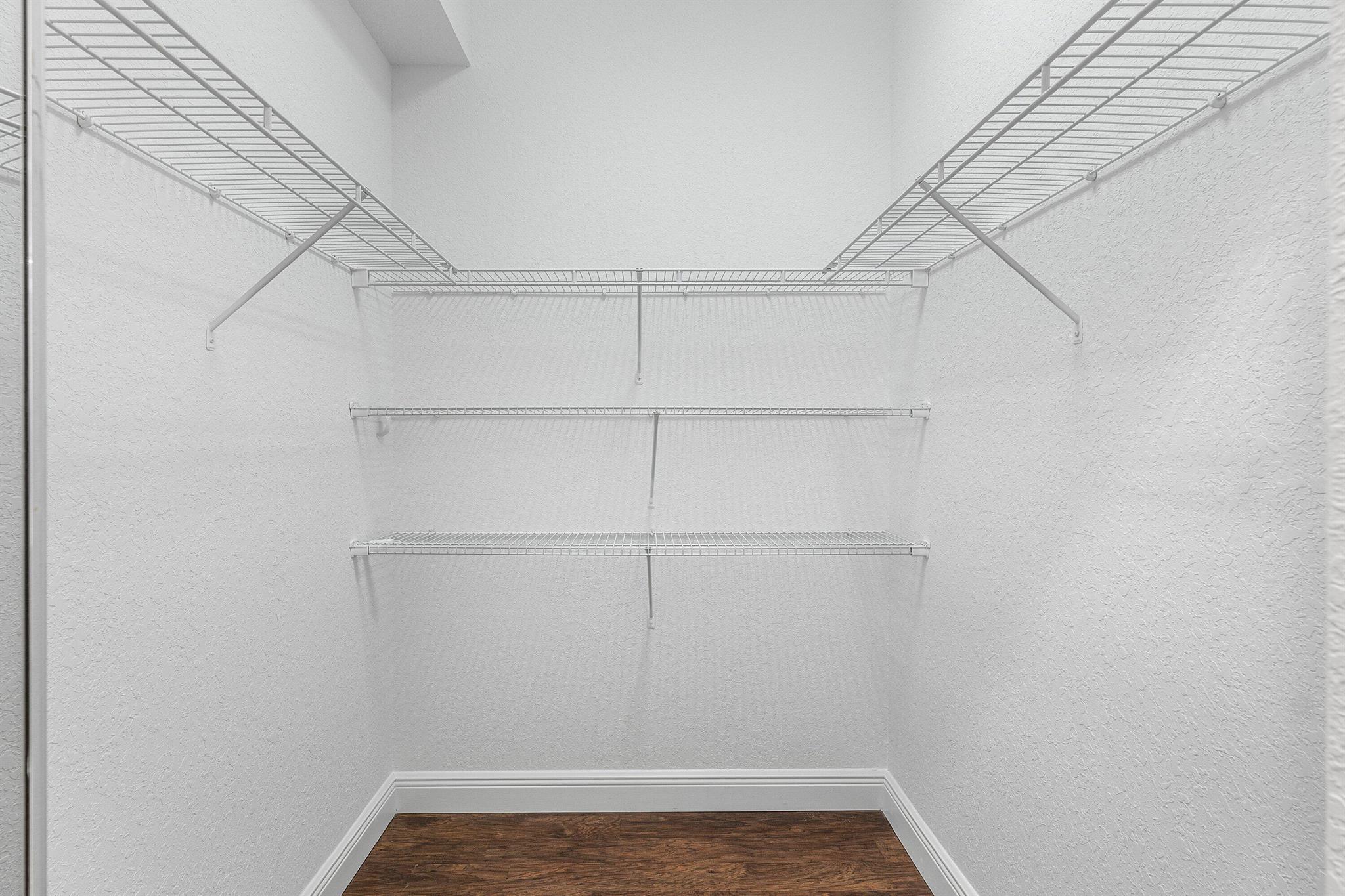 BLACK DIAMOND - Residential Lease