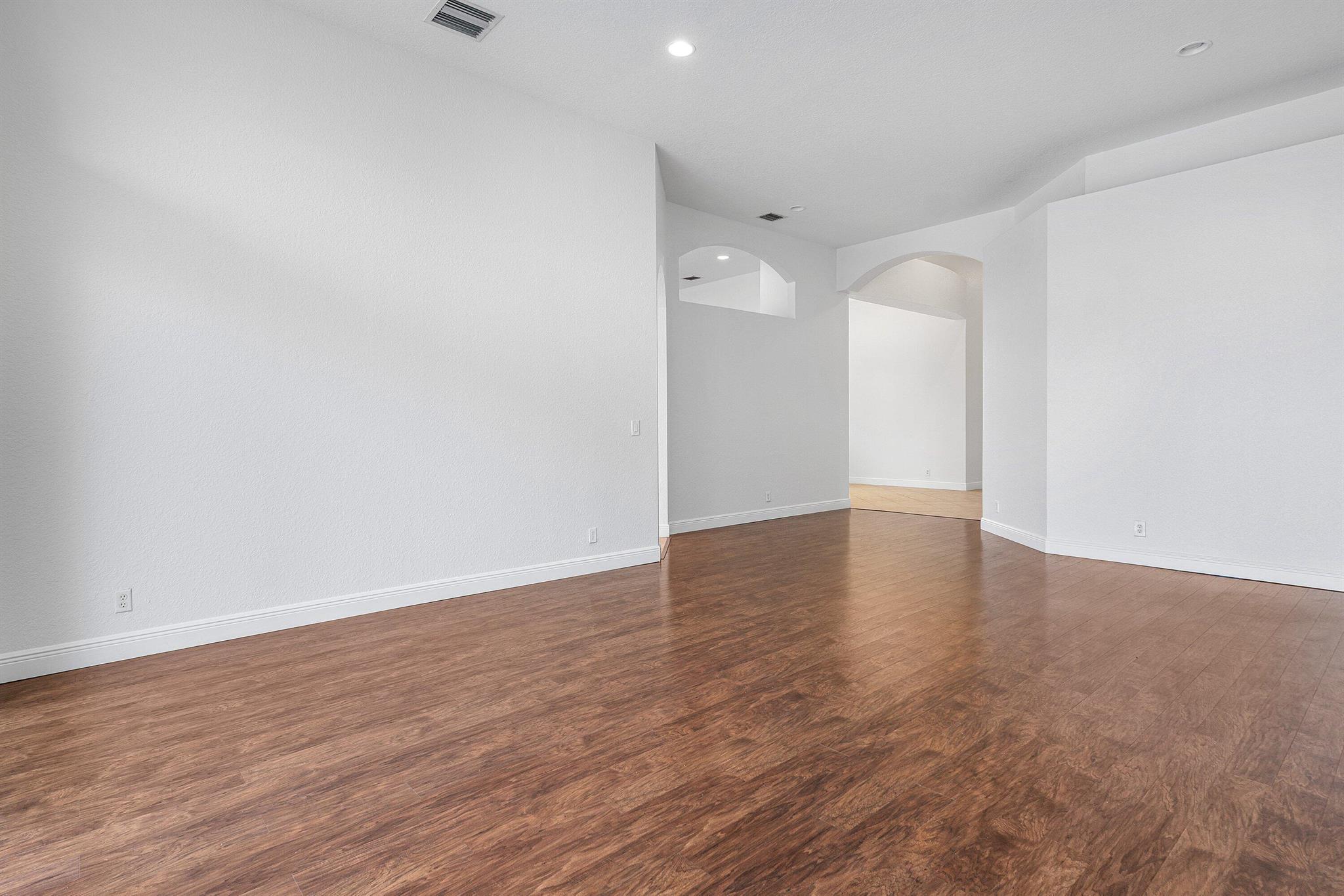 BLACK DIAMOND - Residential Lease