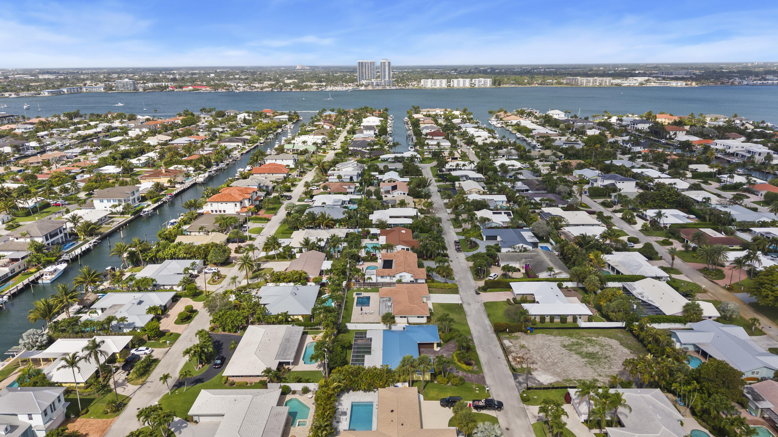 PALM BEACH ISLES 2 - Residential