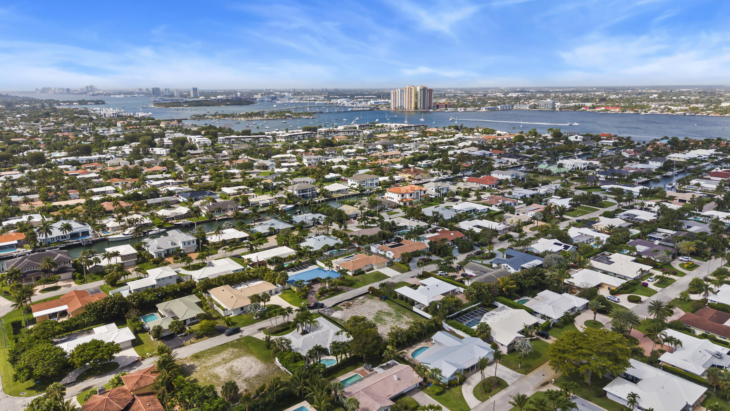 PALM BEACH ISLES 2 - Residential