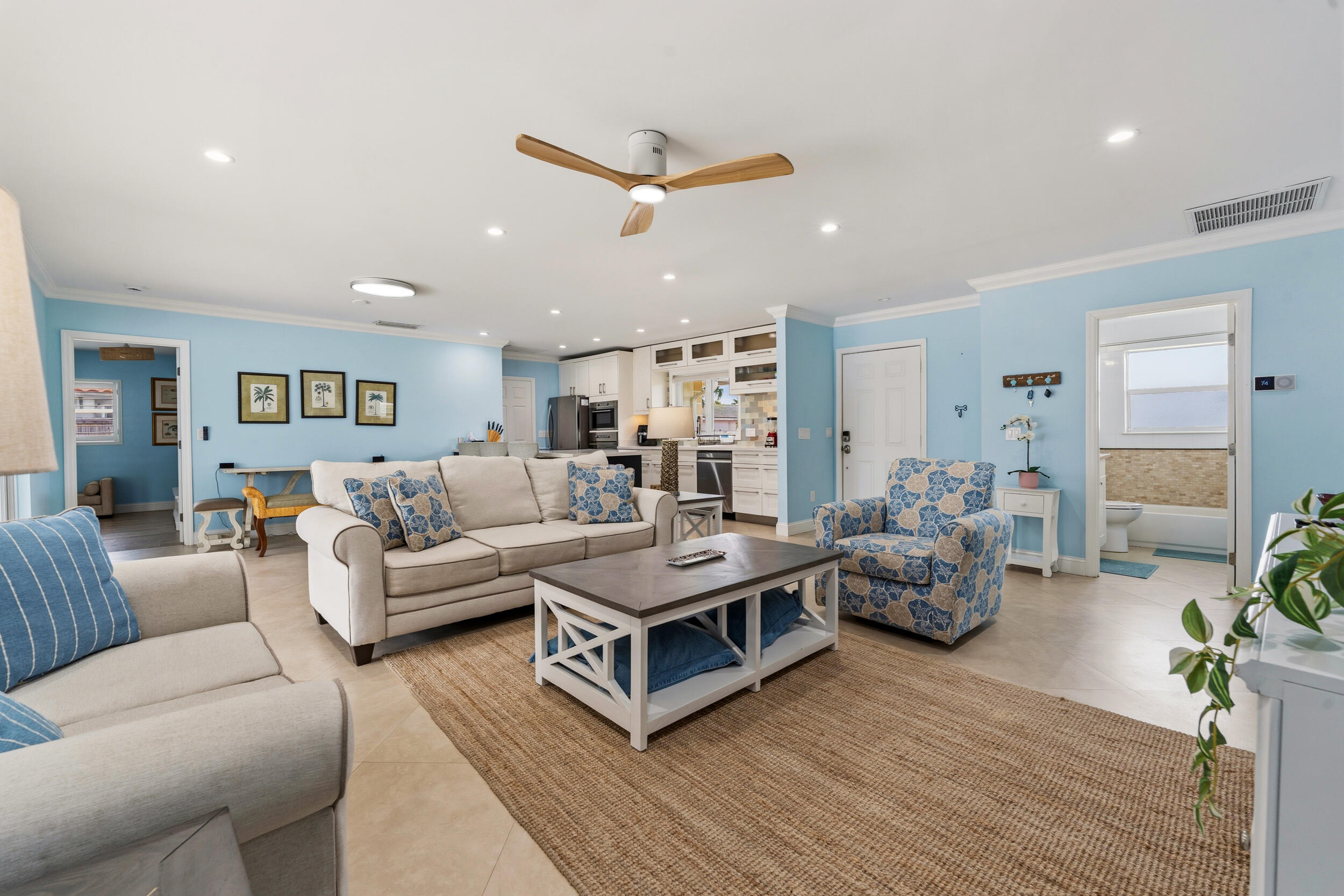 PALM BEACH ISLES 2 - Residential