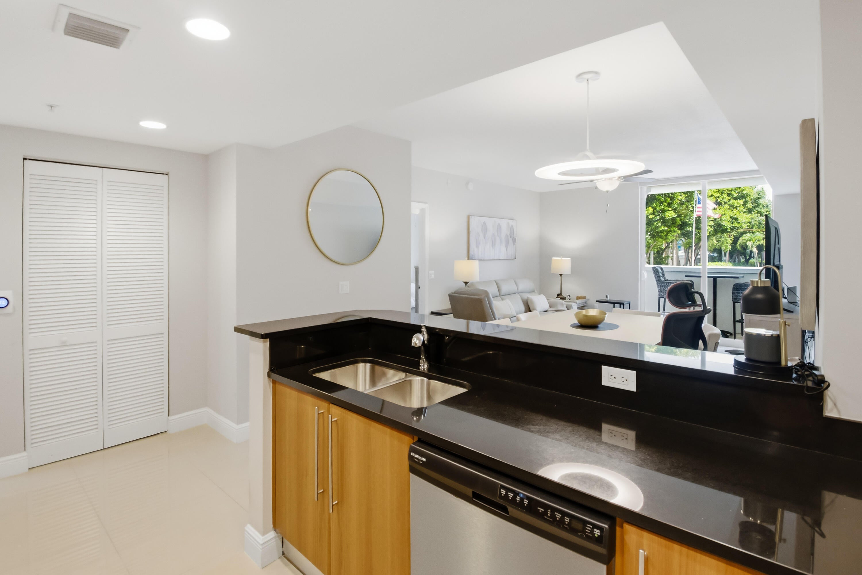 191 SE 20th Avenue 210