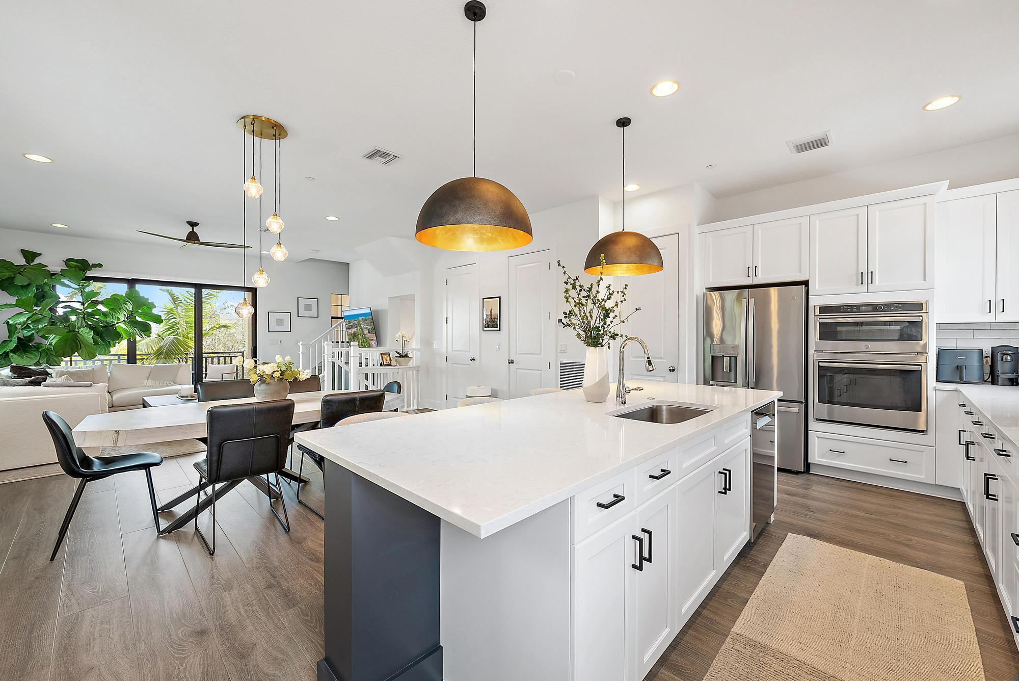 ALTON - Residential Lease