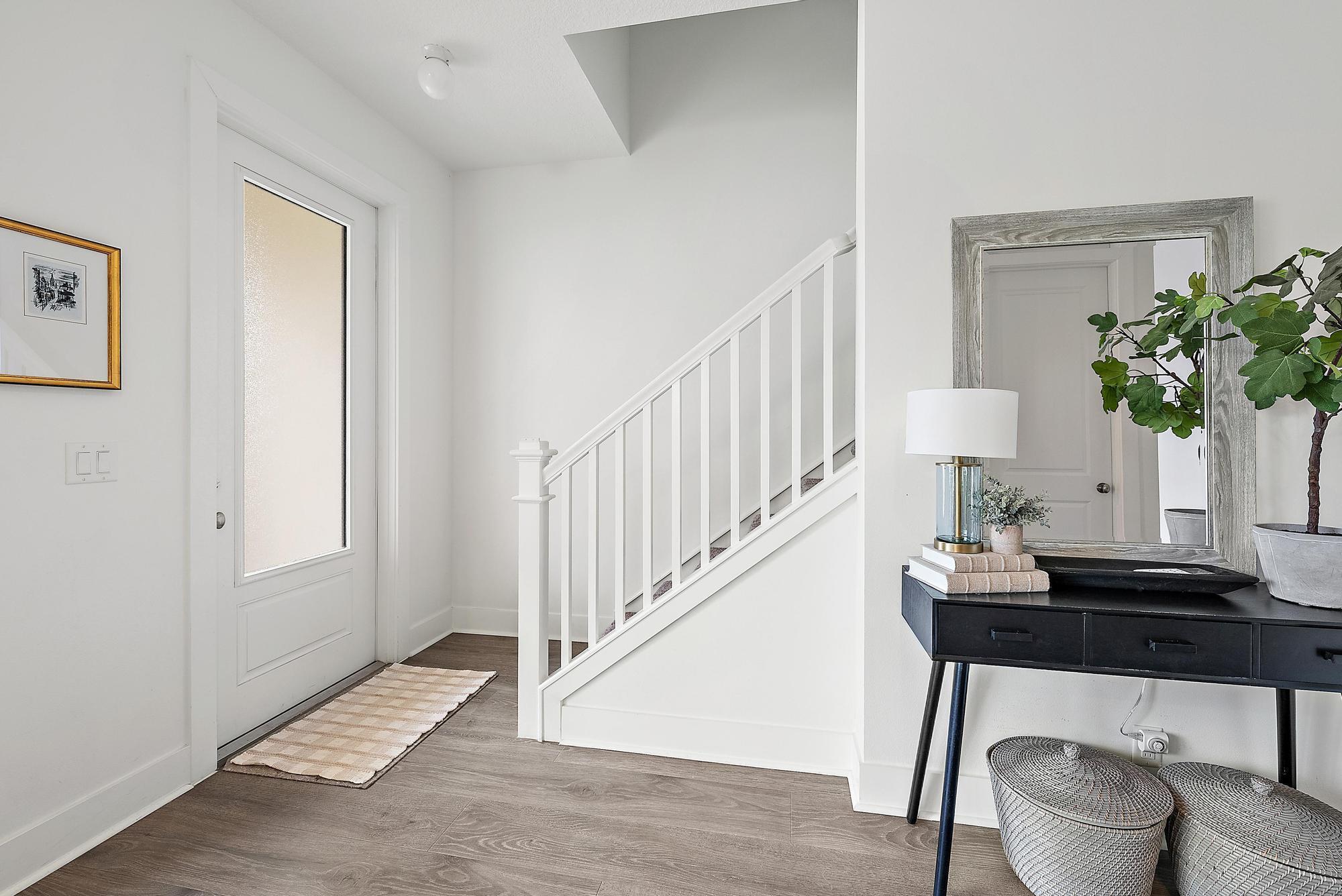 ALTON - Residential Lease