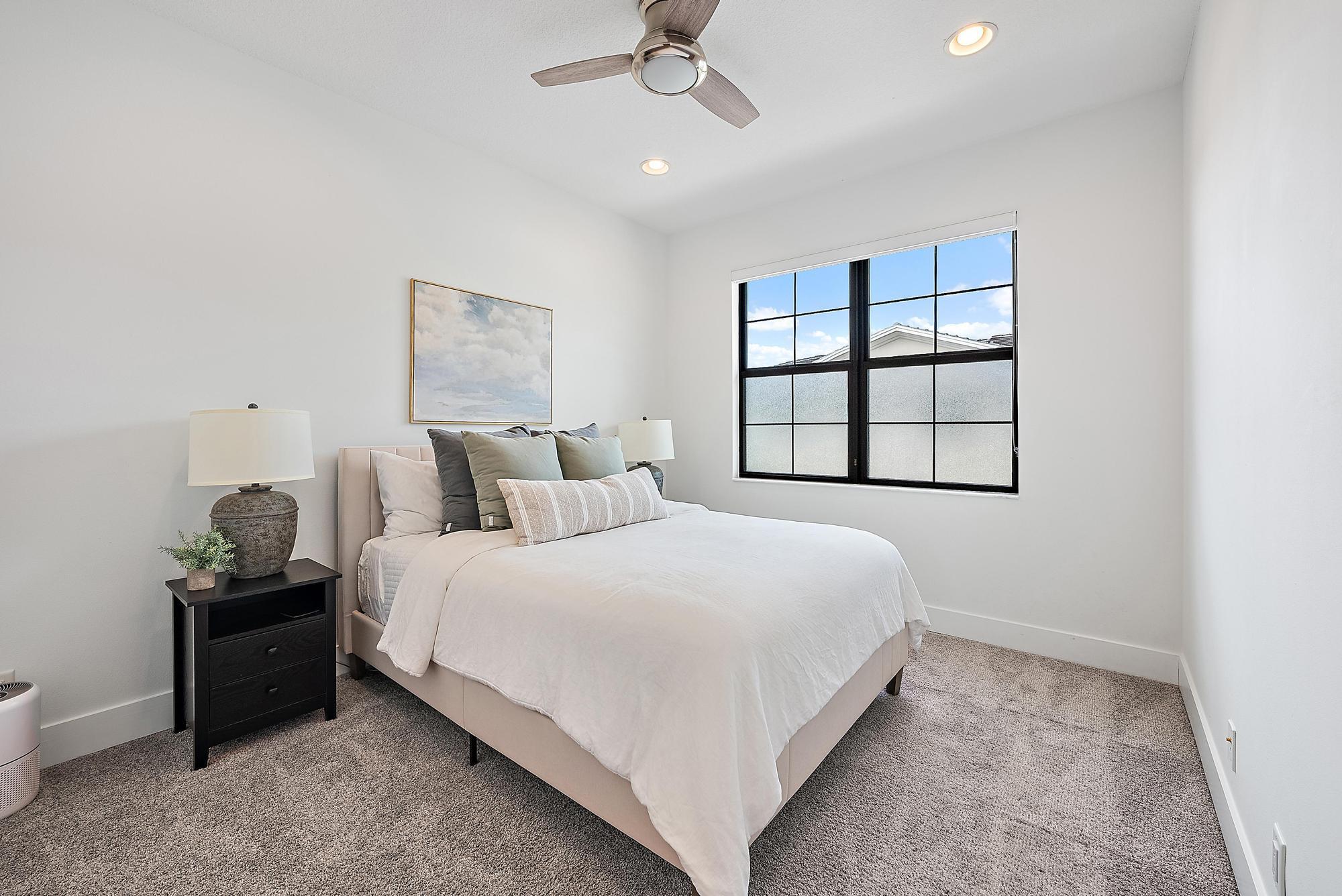 ALTON - Residential Lease