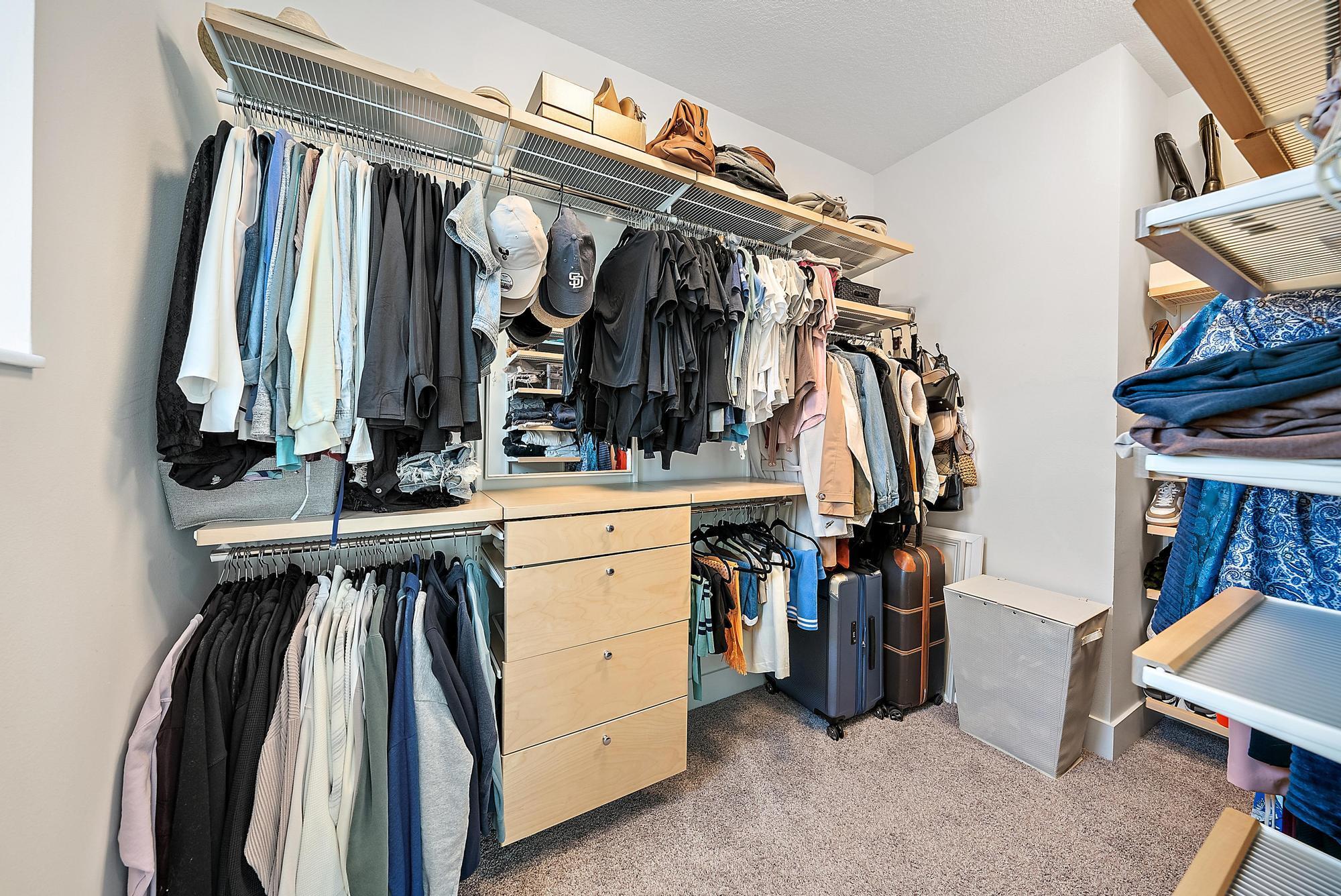 ALTON - Residential Lease