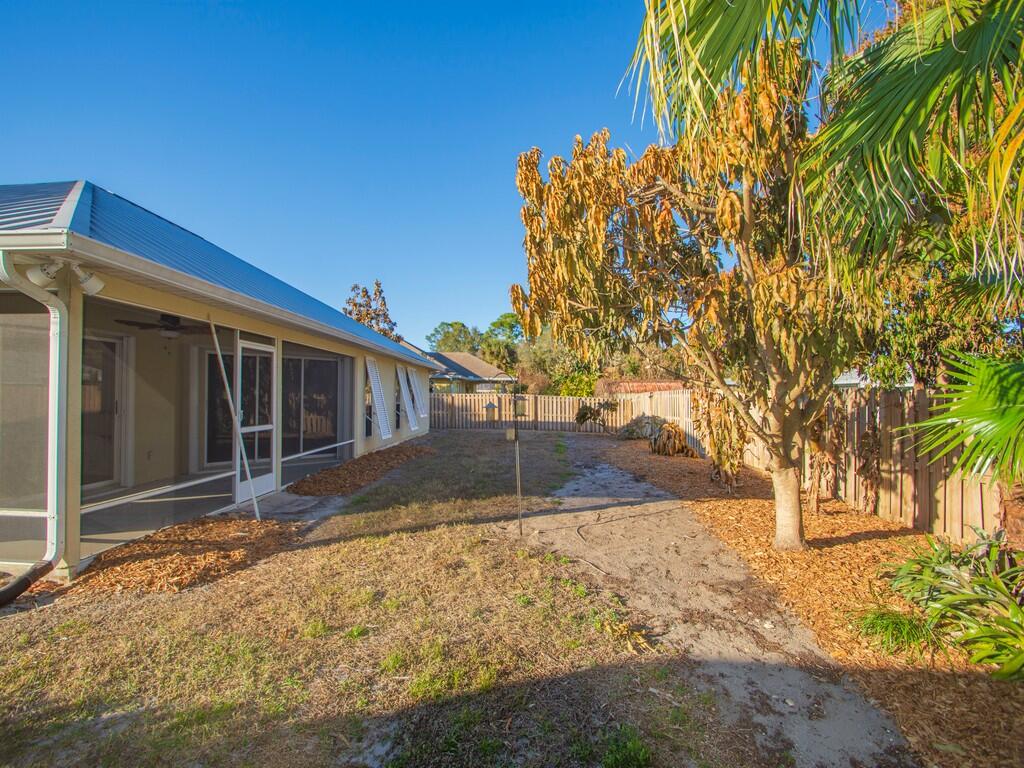 VERO BEACH HIGHLANDS UNIT 4 - Residential