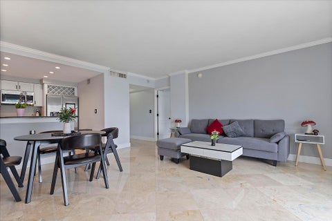 Tiny photo for 2900 NE 30th Street #Apt 8j, Fort Lauderdale, FL 33306 (MLS # B26036675)