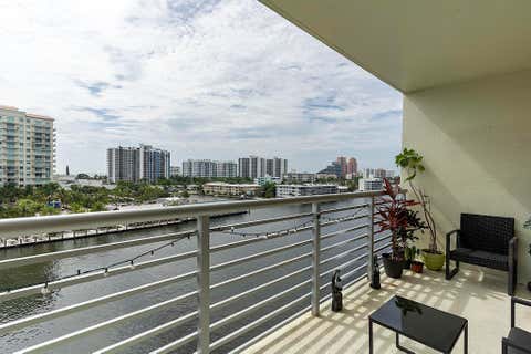 Tiny photo for 2900 NE 30th Street #Apt 8j, Fort Lauderdale, FL 33306 (MLS # B26036675)