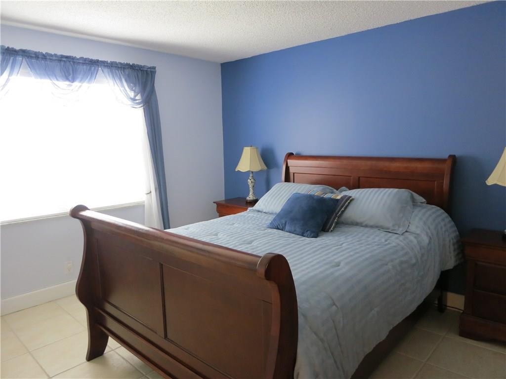 HI-GREEN OF INVERRARY #6 - Residential