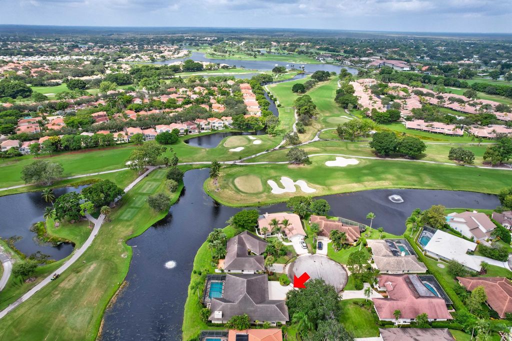 Photo of 9 Lochwick Road, Palm Beach Gardens, FL 33418 (MLS # R10926686)