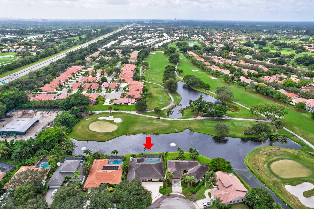 Photo of 9 Lochwick Road, Palm Beach Gardens, FL 33418 (MLS # R10926686)