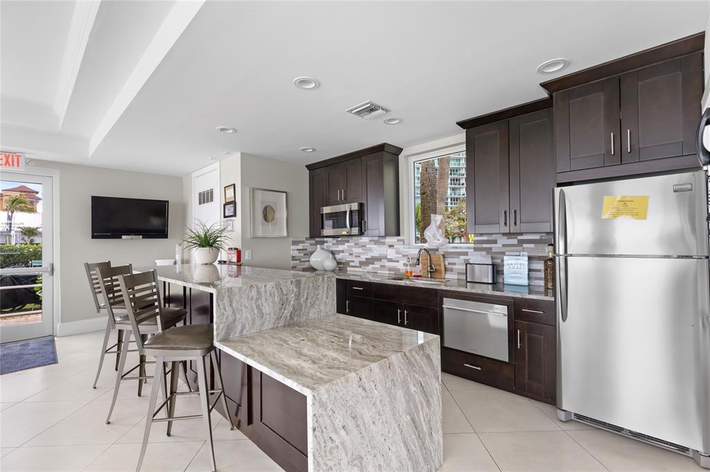 TIARA EAST CONDO - Residential