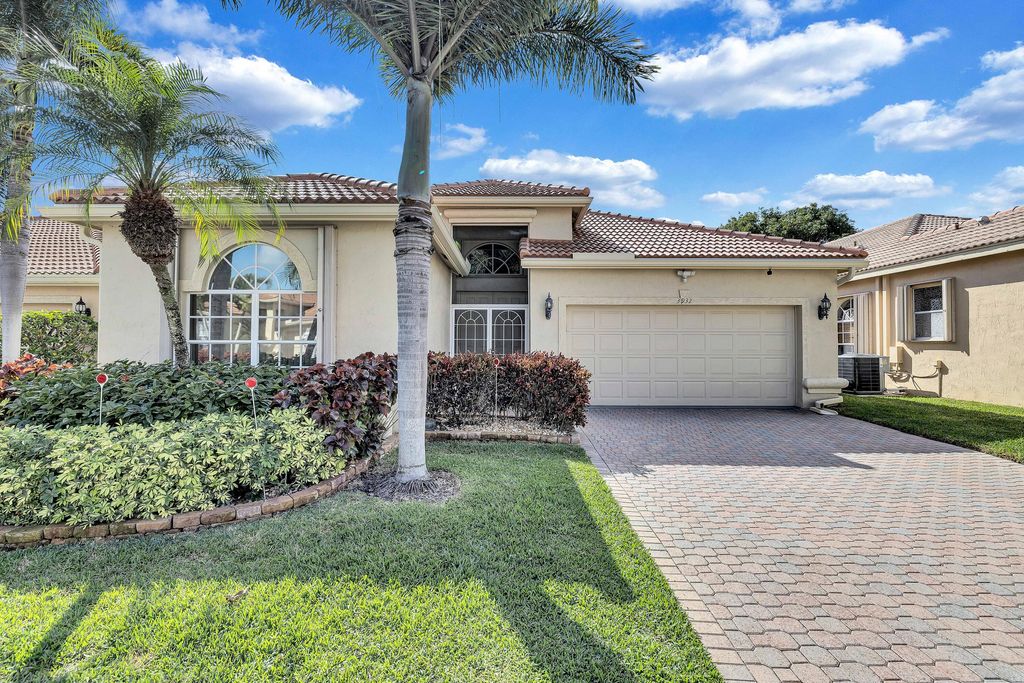 Photo of 3932 Palladium Shore Drive, Boynton Beach, FL 33436 (MLS # R11060301)